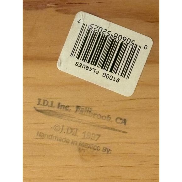 Welcome Friends Hand painted Wooden Plaque - Picture 4 of 4